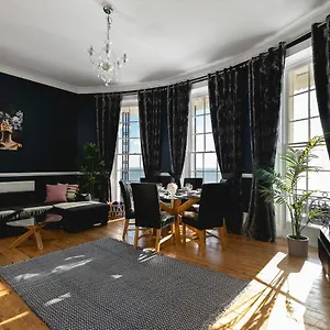  Apartment Marine Parade Sea View 2-bedroom United Kingdom