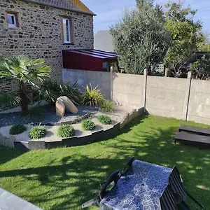  Holiday home Mont Saint Michel